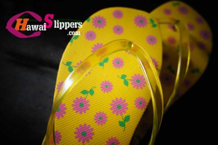 Ladies Yellow Flower Flip Flops 16
